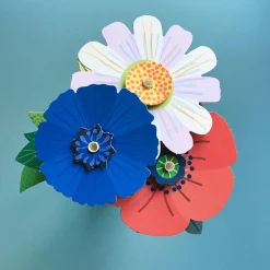 Pirouette Cacahouete Kit Loisirs Créatifs : Bouquet De 3 Fleurs A Creer Et 9 Stickers