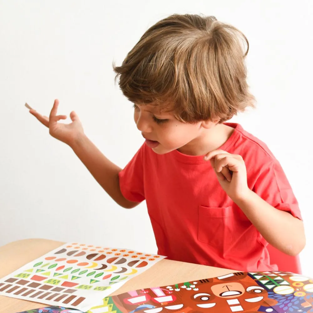 Poppik Poster Creatif + 520 Stickers : Bebes Animaux> Stickers Et Gommettes