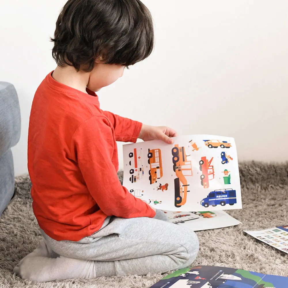 Poppik Poster Educatif + 44 Stickers : Les Vehicules> Stickers Et Gommettes